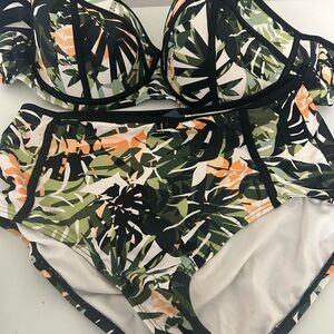 Tropical Leaf Print Bikini Set